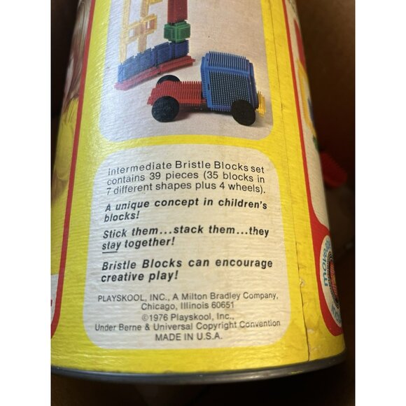 1976 Bristle Blocks Toy Set w/ Original Container + 6 Bristle Teddy Bears - Picture 8 of 11